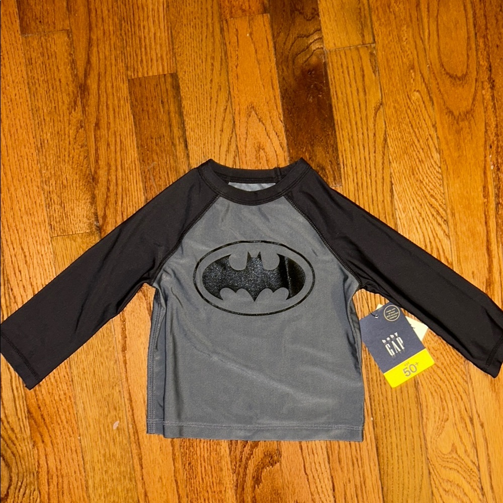 Baby Gap x DC Gray and Black Batman Long Sleeve Rashguard-6-12M